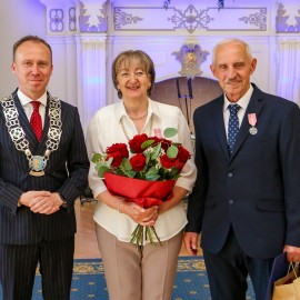 powiększ zdjęcie: Diamentowe, szmaragdowe i złote jubileusze