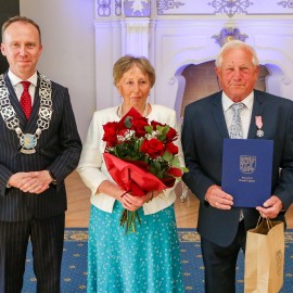 powiększ zdjęcie: Diamentowe, szmaragdowe i złote jubileusze