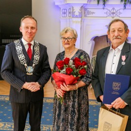 powiększ zdjęcie: Diamentowe, szmaragdowe i złote jubileusze