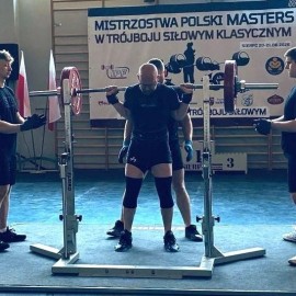 powiększ zdjęcie: Złoto i brąz dla Legnicy! Rewelacyjny występ naszych trójboistów w Sierpcu