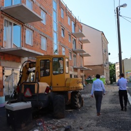 powiększ zdjęcie: Legnicki Program Drogowy. Trwa modernizacja ul. Działkowej