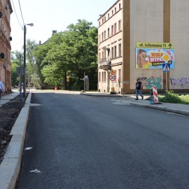 powiększ zdjęcie: Legnicki Program Drogowy. Trwa modernizacja ul. Działkowej