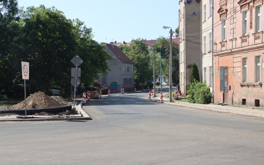 Legnicki Program Drogowy. Trwa modernizacja ul. Działkowej