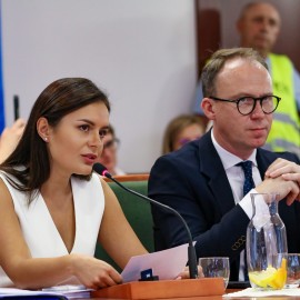 powiększ zdjęcie: Absolutorium i wotum zaufania dla prezydenta