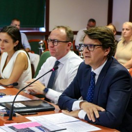 powiększ zdjęcie: Absolutorium i wotum zaufania dla prezydenta
