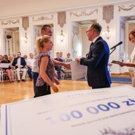 powiększ zdjęcie: Zabytek od nowa - wsparcie trafiło do beneficjentów