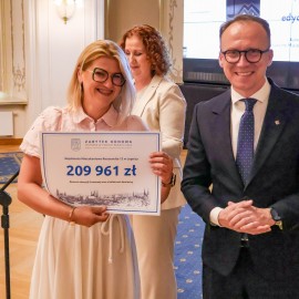 powiększ zdjęcie: Zabytek od nowa - wsparcie trafiło do beneficjentów