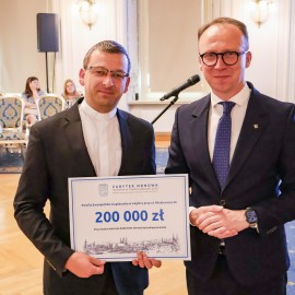 powiększ zdjęcie: Zabytek od nowa - wsparcie trafiło do beneficjentów