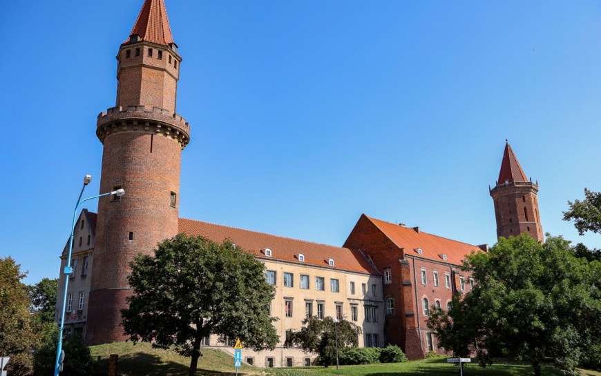 Drugi etap badań kamiennych detali na legnickim zamku