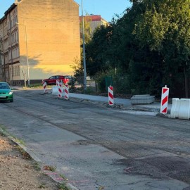 powiększ zdjęcie: Trwa przebudowa ul. Działkowej