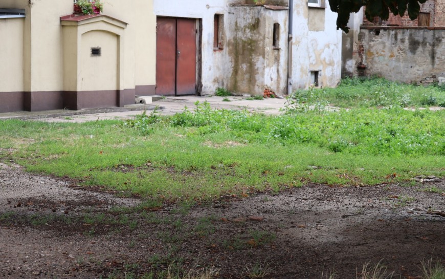 LBO. II etap przebudowy podwórza w kwartale ulic Szkolnej. Poznaj szczegóły przetargu