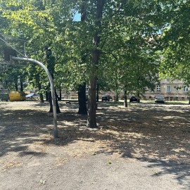 powiększ zdjęcie: Przetarg na przebudowę wnętrza podwórza przy ul. Fredry, Batorego, Głowackiego ...