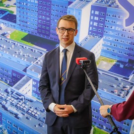 powiększ zdjęcie: Deklaracja Legnickiego LWA podpisana. Samorządowcy i medycy łączą siły