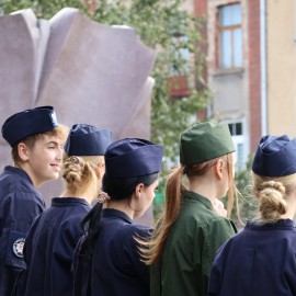 powiększ zdjęcie: Legnica uczciła Światowy Dzień Sybiraka