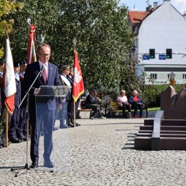 powiększ zdjęcie: Legnica uczciła Światowy Dzień Sybiraka