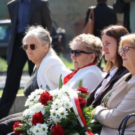 powiększ zdjęcie: Legnica uczciła Światowy Dzień Sybiraka