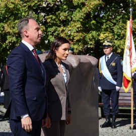 powiększ zdjęcie: Legnica uczciła Światowy Dzień Sybiraka