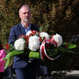powiększ zdjęcie: Legnica uczciła Światowy Dzień Sybiraka