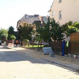 powiększ zdjęcie: Trwa remont chodnika przy ul. Ogrodowej