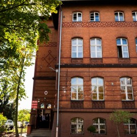 powiększ zdjęcie: 80 lat tradycji i pokoleń. Legnicki Ekonom świętuje jubileusz