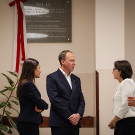 powiększ zdjęcie: 80 lat tradycji i pokoleń. Legnicki Ekonom świętuje jubileusz