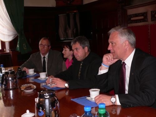 Egzaminatorzy z Wielkiej Brytanii gośćmi Prezydenta Legnicy