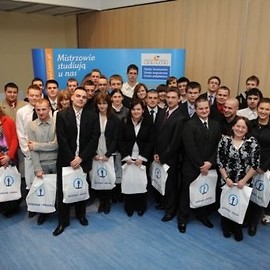Gabriela Banaś z Legnicy w krajowym finale Olimpiady Logistycznej.