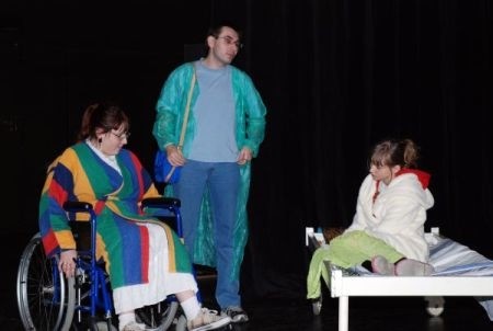„Viktoria” – teatralna opowieść legnickiej młodzieży o trudnych problemach