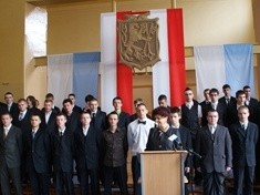 Gimnazjalna Bitwa o Legnicę w asyście profesora Miodka