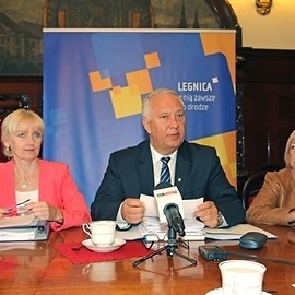 Dobre wyniki budżetu za pierwsze półrocze, będą większe nakłady na inwestycje