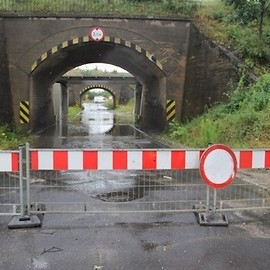 Deszcz zalał ulice