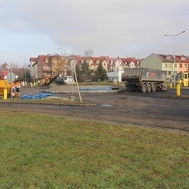 Budowa ronda na Piekarach