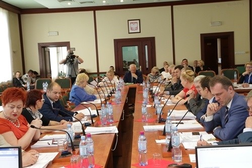 Budżet, inwestycje i samorządność