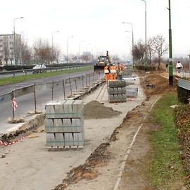 Kolejna zatoka na al. Piłsudskiego w przebudowie