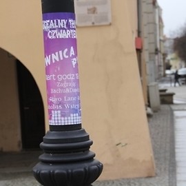 Kara za naklejanie plakatów