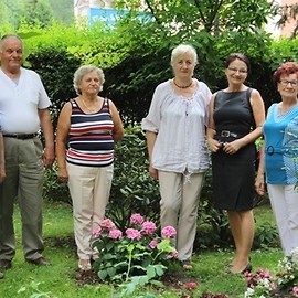 Grill w ogrodzie pełnym marzeń