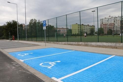 Kolejny parking i nowe drogi na Koperniku