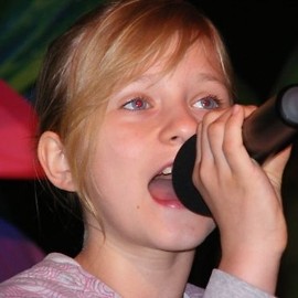 Małgosia Cybulska laureatką GRAND PRIX  Festiwalu „EKOPIOSENKA 2010”
