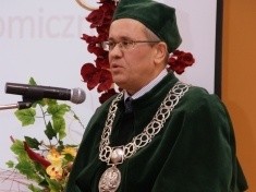 Legnicki Zespół Szkół Ekonomicznych zawarł porozumienie o współpracy z ...