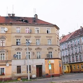 Nocny pożar kamienicy przy Kartuskiej 66. Miasto udzieliło pomocy poszkodowanym