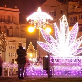 Najpiękniej świątecznie oświetlonym miastem Dolnego Śląska jest Legnica!