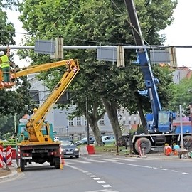 Na skrzyżowaniu Jaworzyńskiej i Muzealnej nowa bramownica