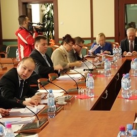 Obradowała sesja Rady Miejskiej Legnicy. Będą dodatkowe nakłady na inwestycje