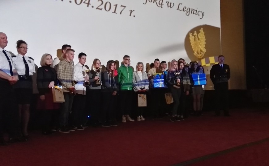 Młodzi filmowcy o nałogach