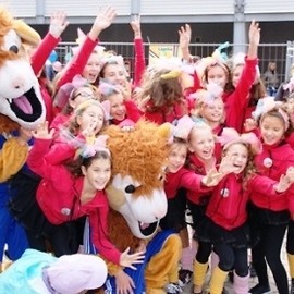 Paraolimpiada i festyn na stadionie