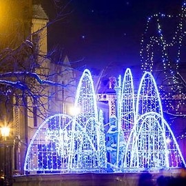 Świąteczne ozdoby rozbłysną w piątek