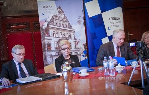 Sposób na czyste powietrze w mieście: realizacja programu ograniczenia niskiej ...