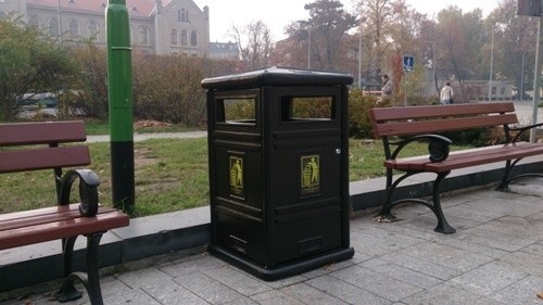 Pół tysiąca nowych koszy na śmieci