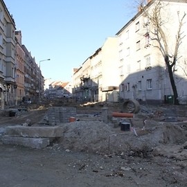 Rondo na Jaworzyńskiej w budowie