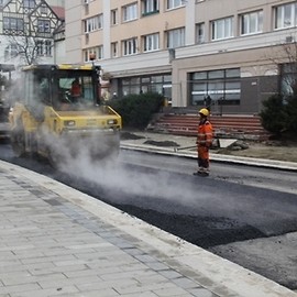 Przybywa asfaltu na Jaworzyńskiej